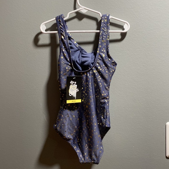 BRAND NEW GIRLS ONE PIECE SWIM SUIT SIZE 6/6X! NWT! SMOKE FREE HOME! - Picture 3 of 4